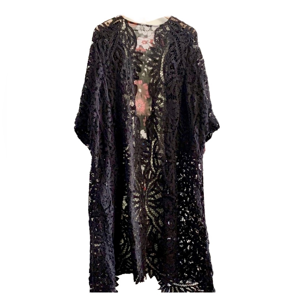 NWOT Free People Black Lace Chiffon trim and Back Insert Panel Kimono M/L